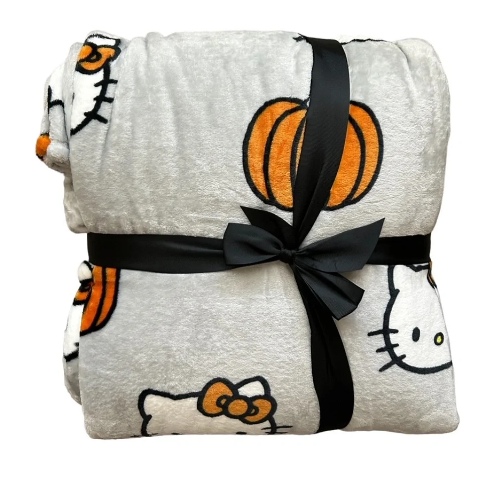 Hello Kitty Halloween Fall Pumpkins Blanket Throw
